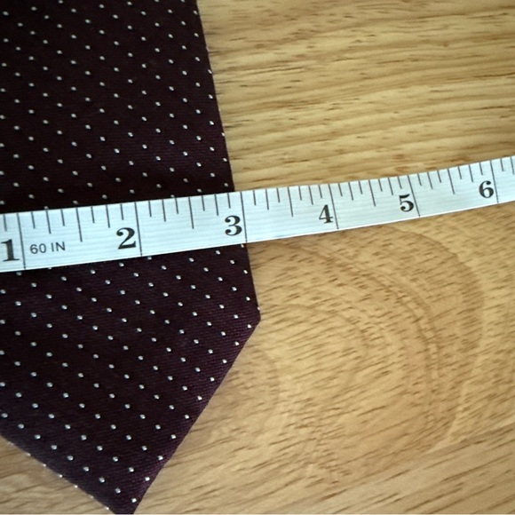 Kenneth Cole ‘Awearness’ Men’s Neck Tie Dress Maroon Dot Workwear - Picture 7 of 7